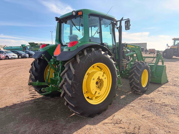 2005-john-deere-6420-image-3