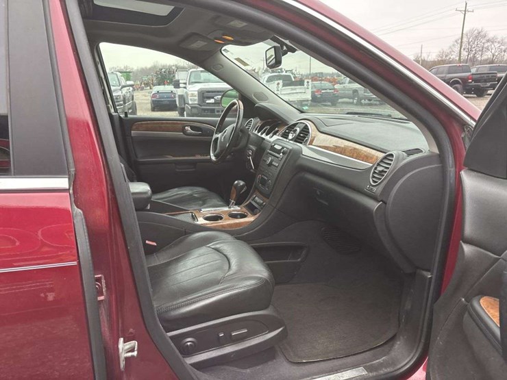 2011-buick-enclave-cxl-image-20