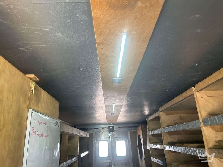 2017-freightliner-mt55-image-33