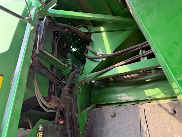 2009-john-deere-9870-sts-image-103
