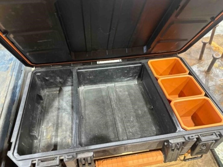 empty-tool-cases-&-tool-bags-image-7