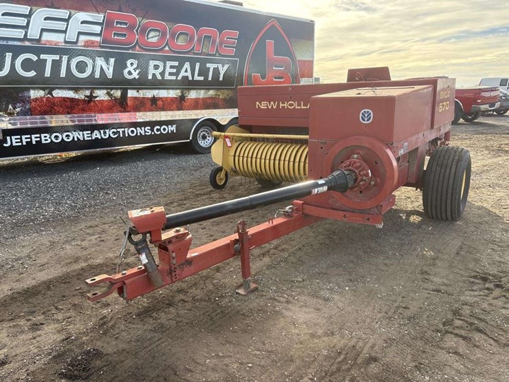 new-holland-570-image-1