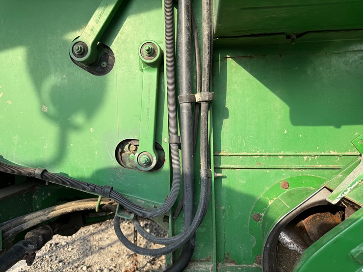 2009-john-deere-9870-sts-image-110
