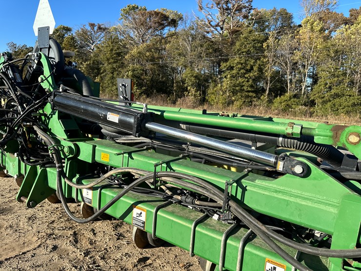 john-deere-1720-image-56