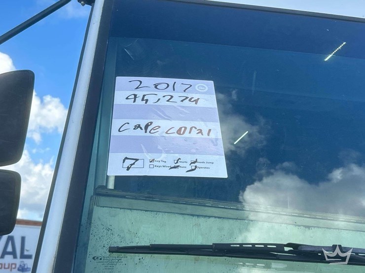 2017-freightliner-mt55-image-5