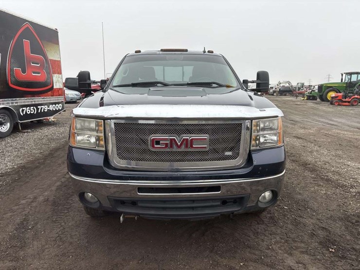 2008-gmc-3500-image-7