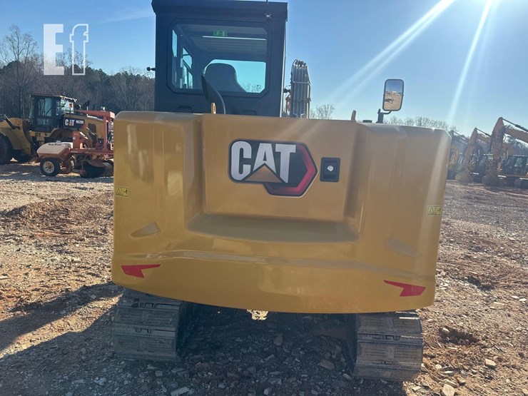 caterpillar-305.5e2-image-4