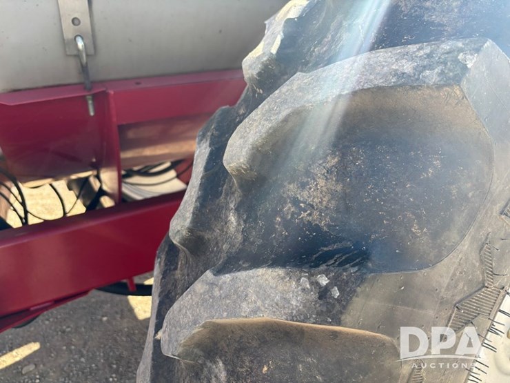 case-ih-2800-image-32