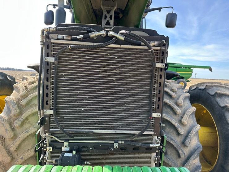 2016-john-deere-8320r-image-50