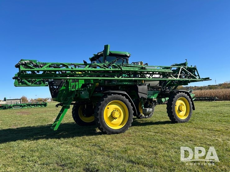2022-john-deere-410r-image-2