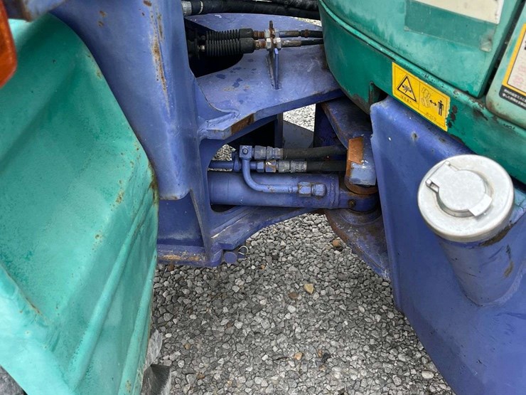 2004-komatsu-wa30-image-9