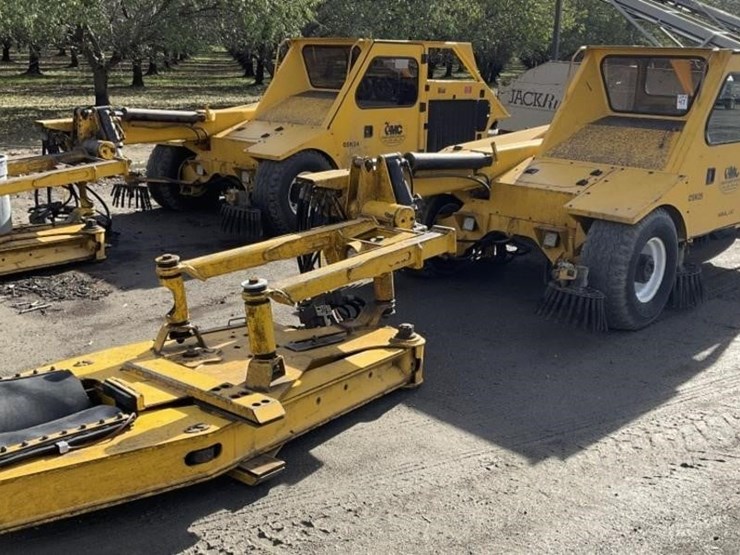 omc-3wmb-s.p.-monoboom-orchard-shaker-image-1