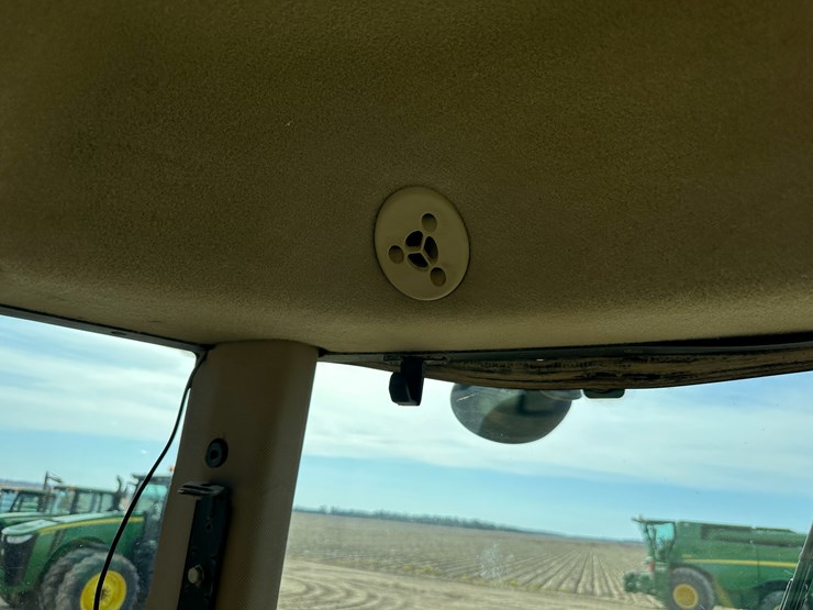 2006-john-deere-8430-image-66