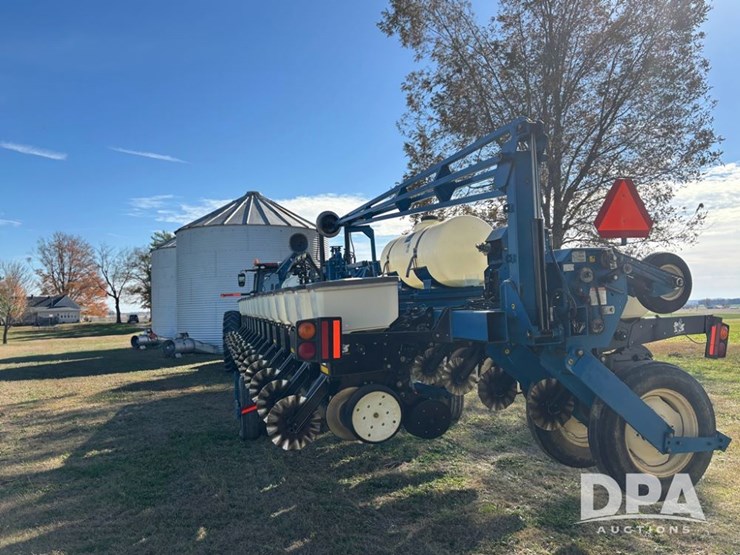 2022-kinze-3600-image-5