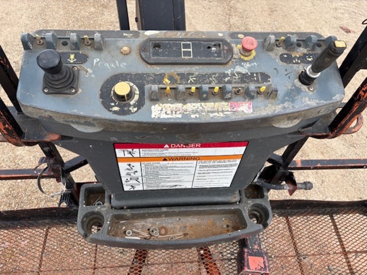 2007-jlg-800aj-image-33