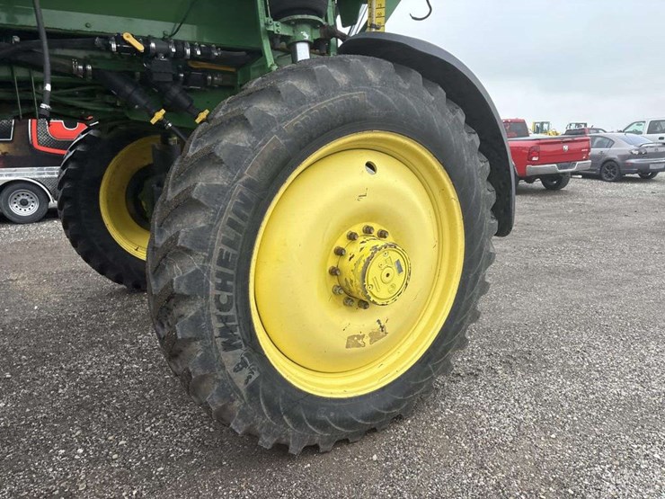john-deere-4830-image-9