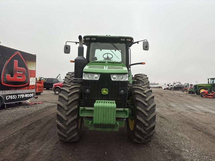 2014-john-deere-8245r-image-7