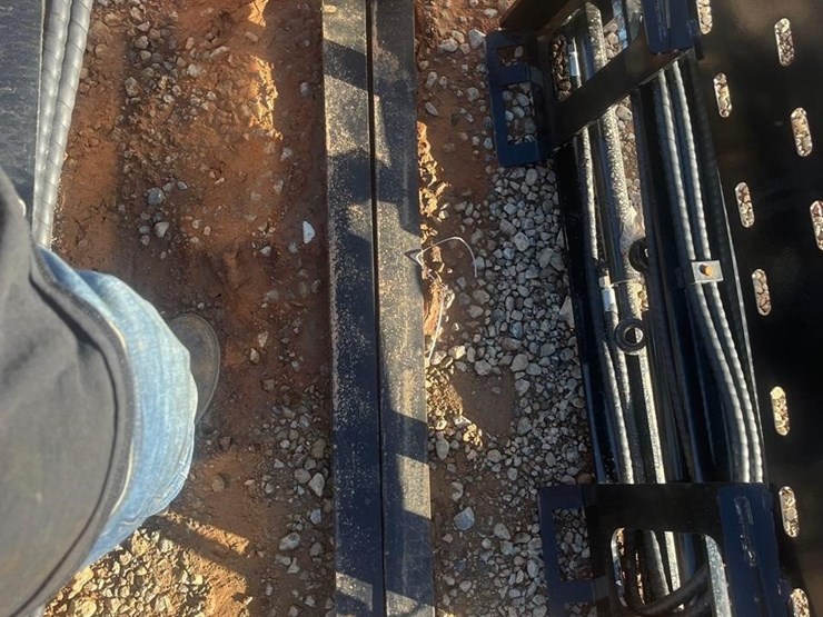 future-60in-hydraulic-side-shift-fork-image-4