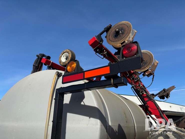 case-ih-2800-image-39