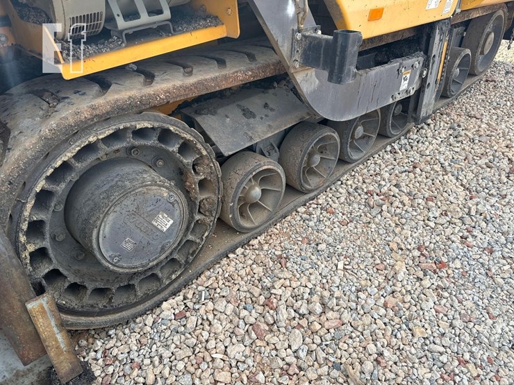 2018-volvo-p7110b-image-16