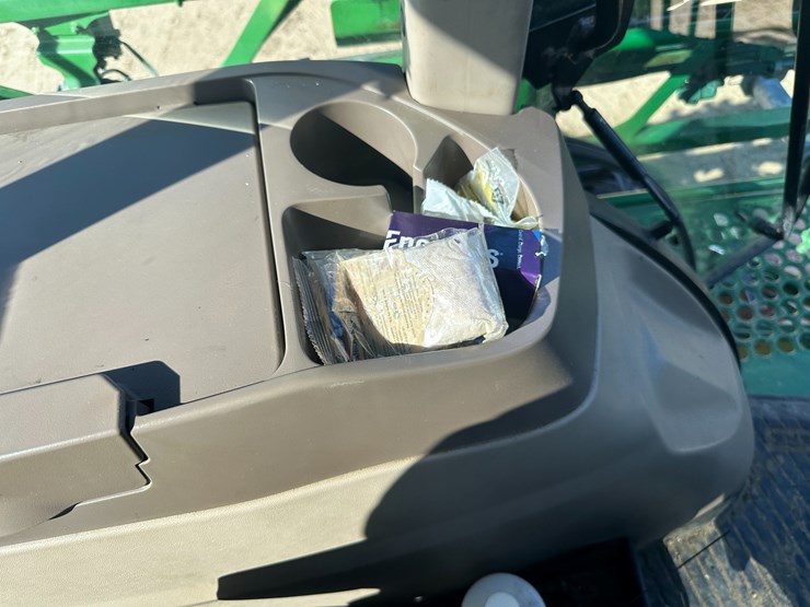 2016-john-deere-90-image-95