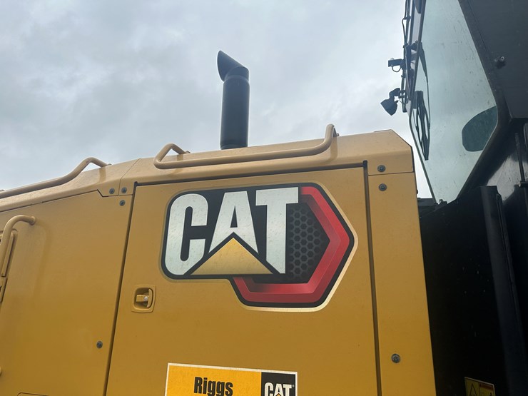2022-caterpillar-140gc-awd-image-63