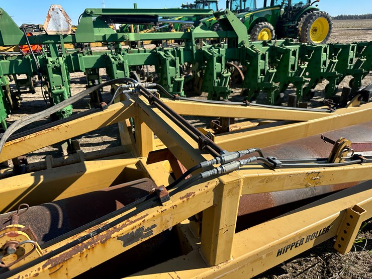 #33729-•-brandt-16-row-30"-hr40-hipper-roller-image-35