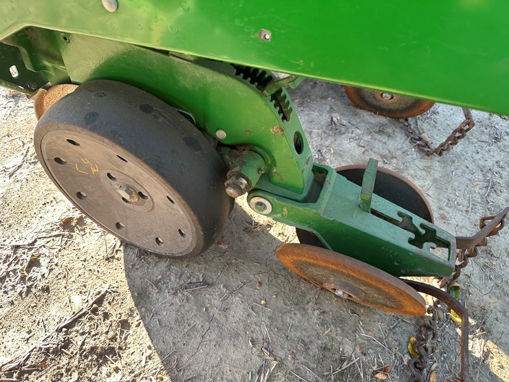 john-deere-1720-image-14