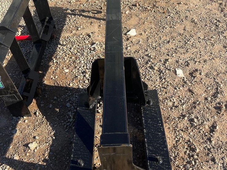 future-132in-forklift-telescopic-boom-image-2