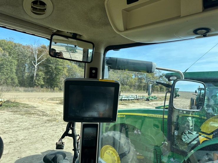 2012-john-deere-8360r-image-69