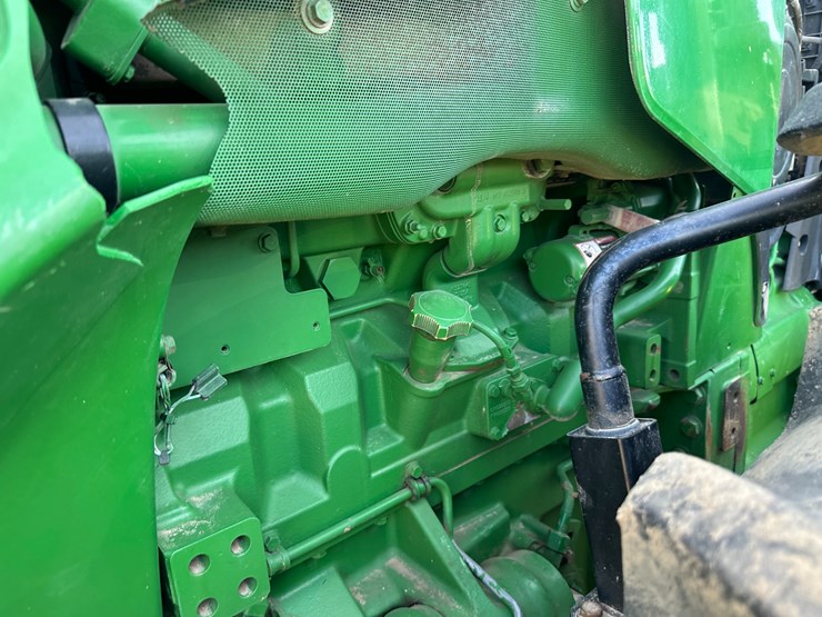 2012-john-deere-8360r-image-48