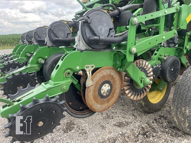 2012-john-deere-1790-image-19