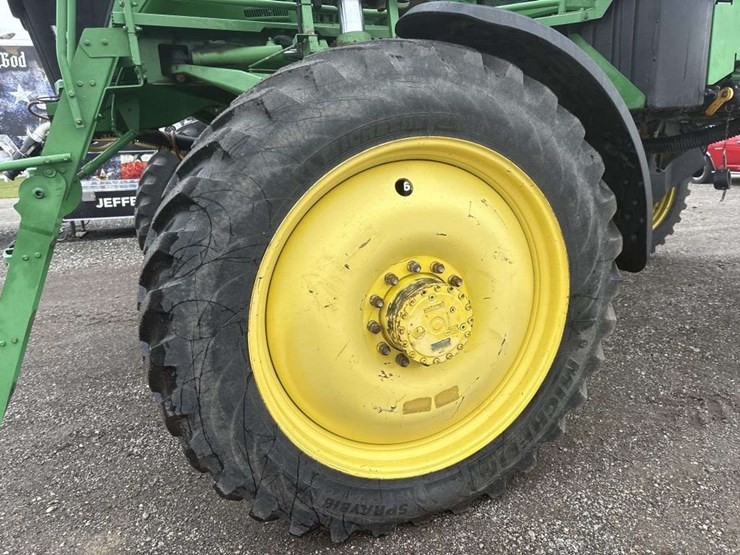 john-deere-4830-image-8