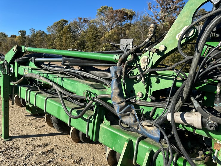 john-deere-1720-image-54