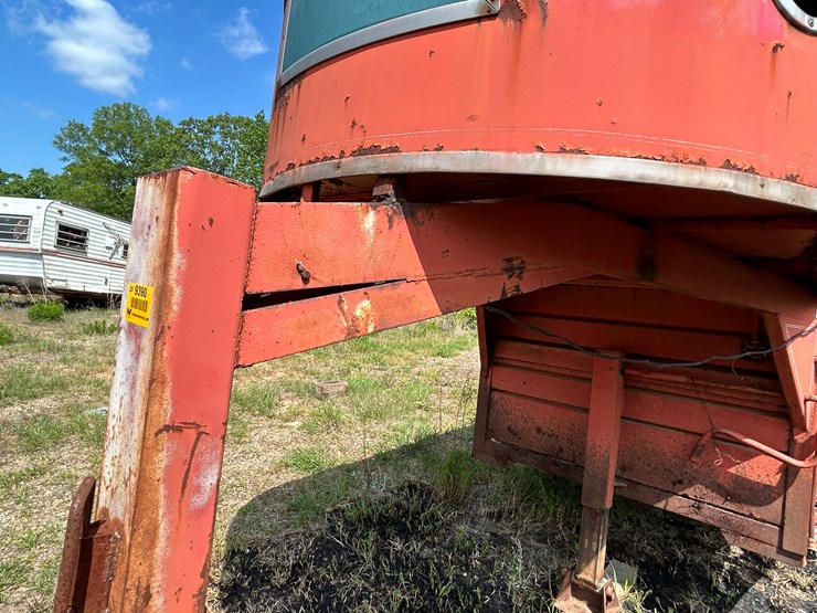 #9390-•-1974-hale-24'-t/a-stock-trailer-j7451924-image-17