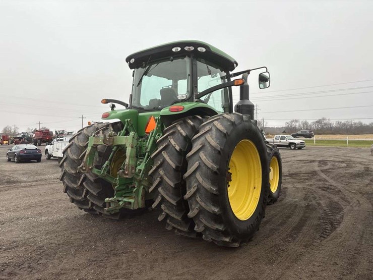 2014-john-deere-8245r-image-5