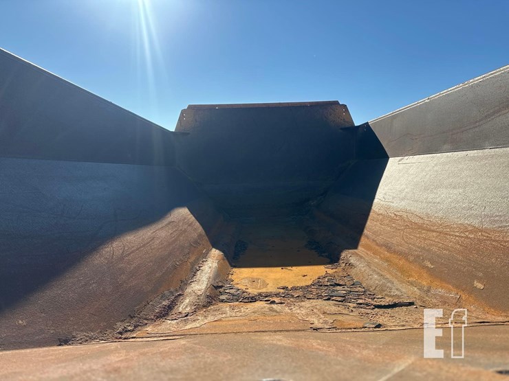 2016-volvo-a30g-image-6