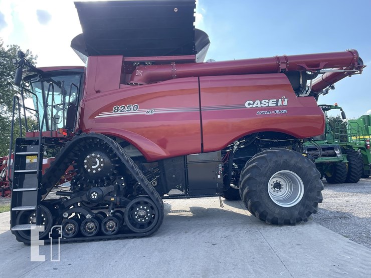 2024-case-ih-8250-image-6