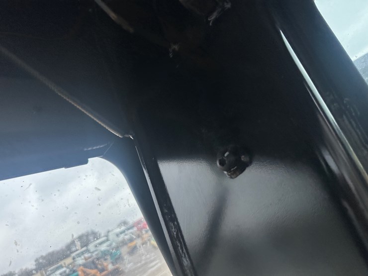 2022-caterpillar-140gc-awd-image-114