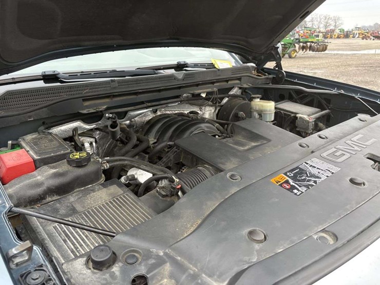 2014-gmc-sierra-1500-image-26