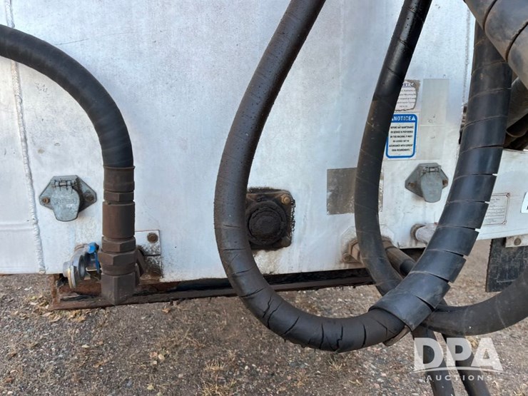 2005-cei-pacer-feed-trailer-(jn3420,-unit-2086)-image-27