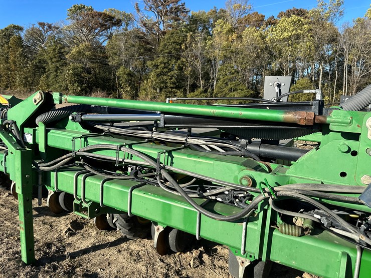 john-deere-1720-image-51