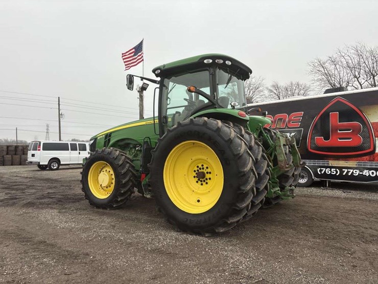 2014-john-deere-8245r-image-3