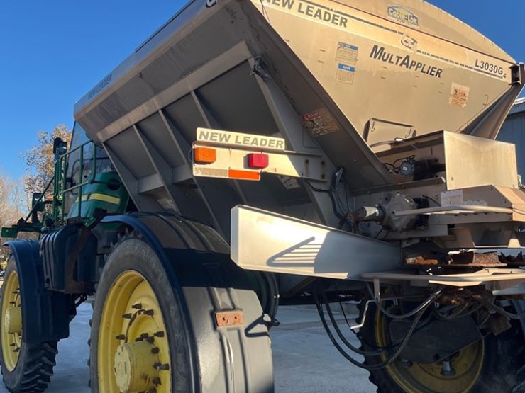 2013-john-deere-4940-image-10