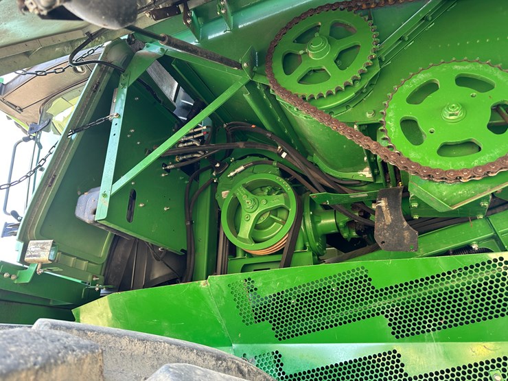 john-deere-s690-image-53