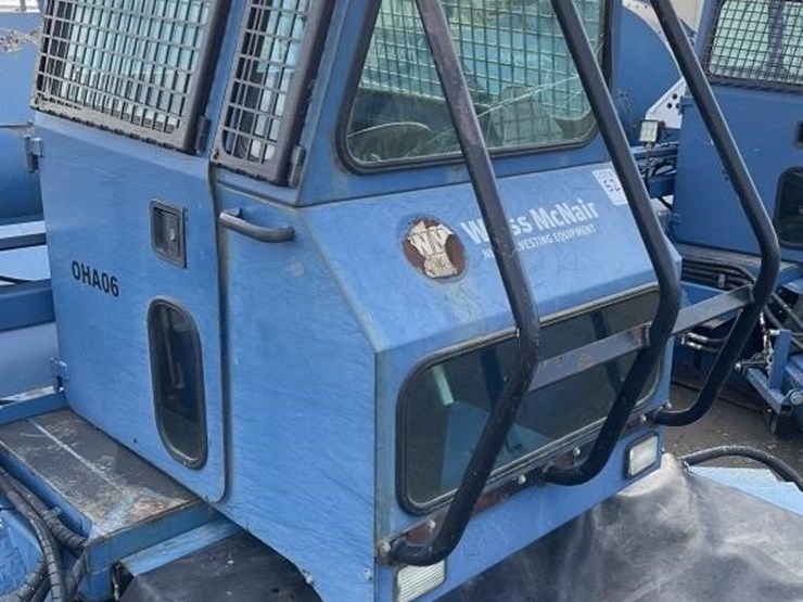 weiss-mcnair-magnum-x-s.p.-nut-harvester,-diesel-image-9