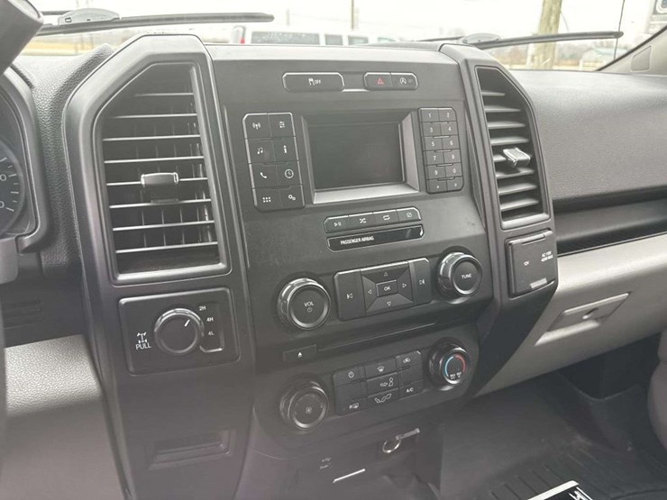 2018-ford-f150-xl-image-21