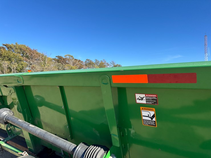 2012-john-deere-616c-image-10