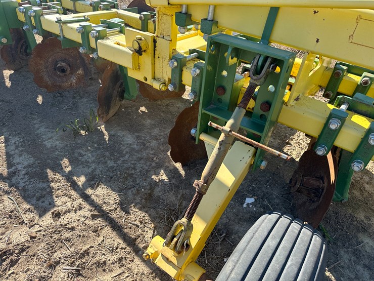 #33731-•-roll-a-cone-16-row-30"-hipper-image-20