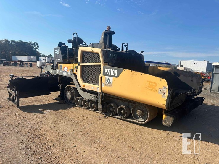 2018-volvo-p7110b-image-36